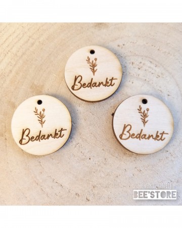 Incollage202303031404288381