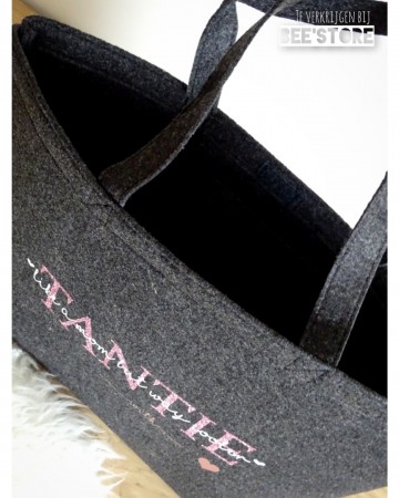 Incollage202303221703421701